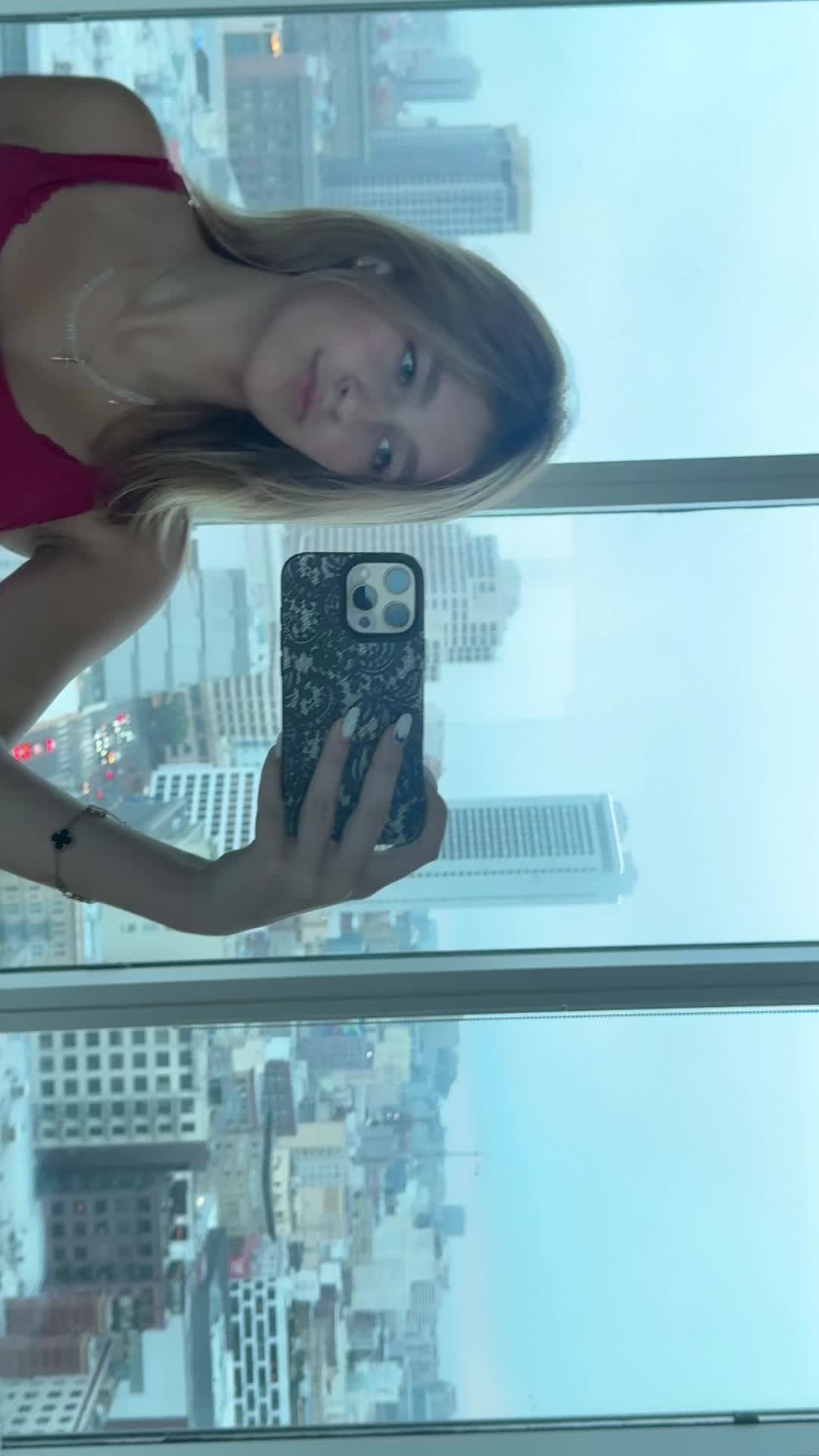 @ilovemariawithoneI