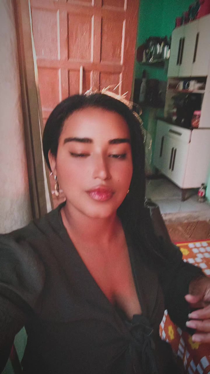 @Laura_freitas08