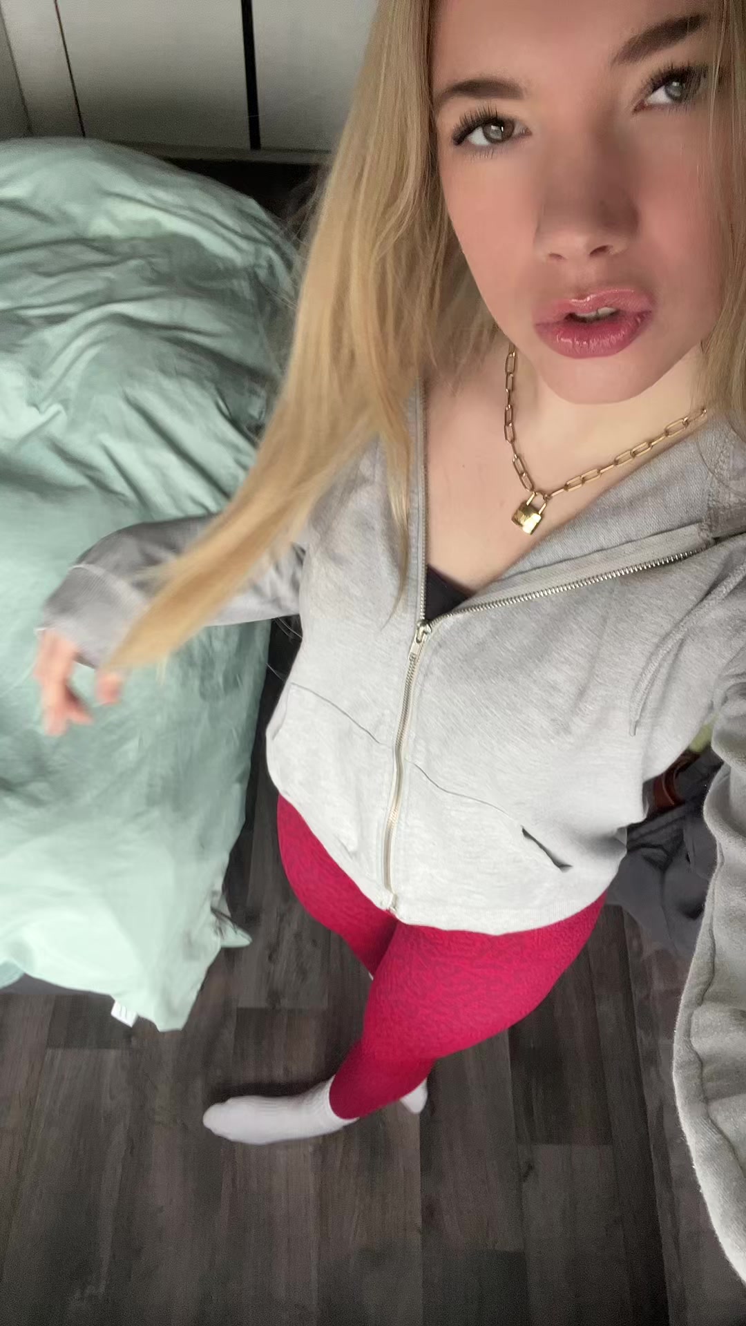 @Indyrorijex