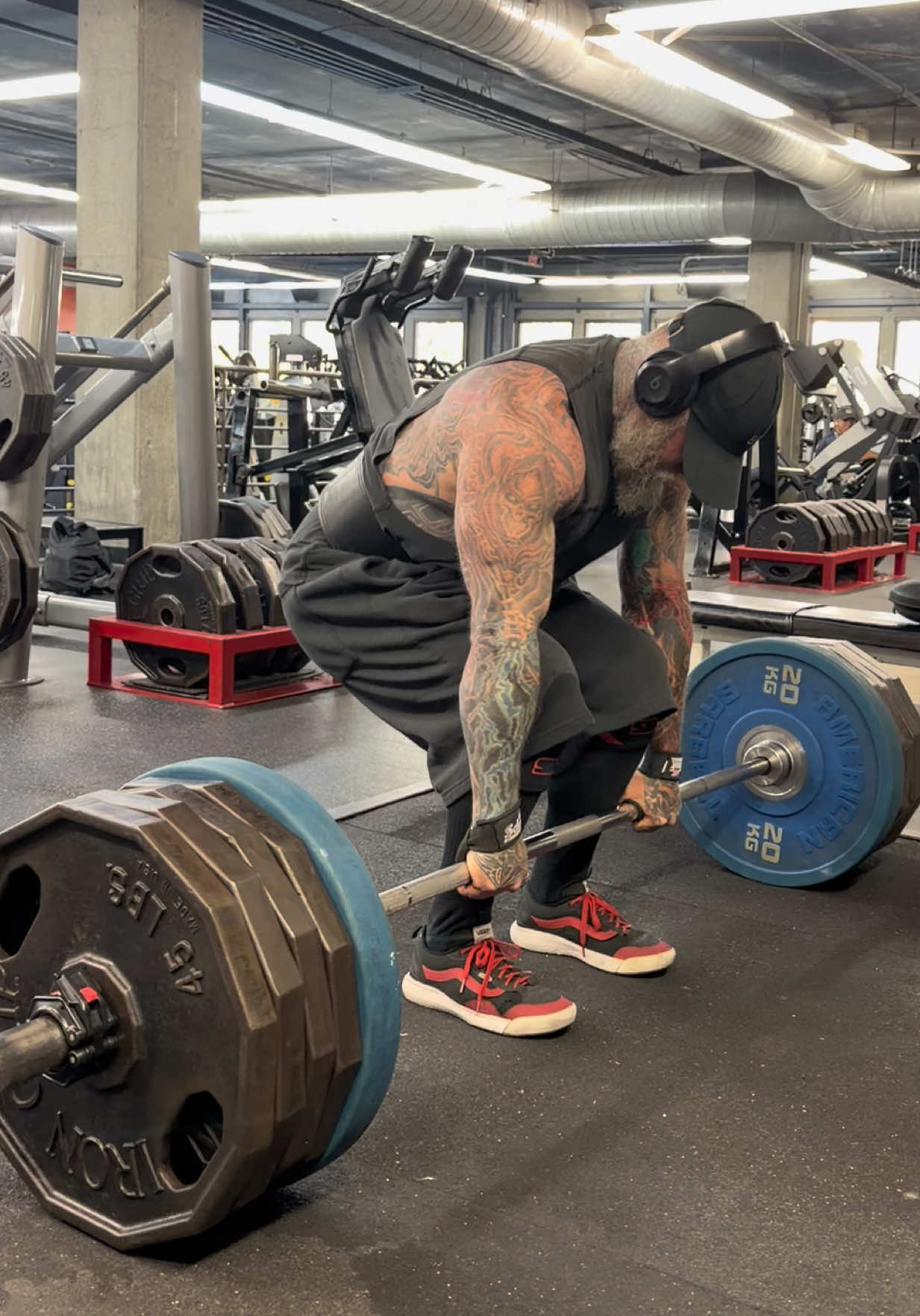 @old man jacked