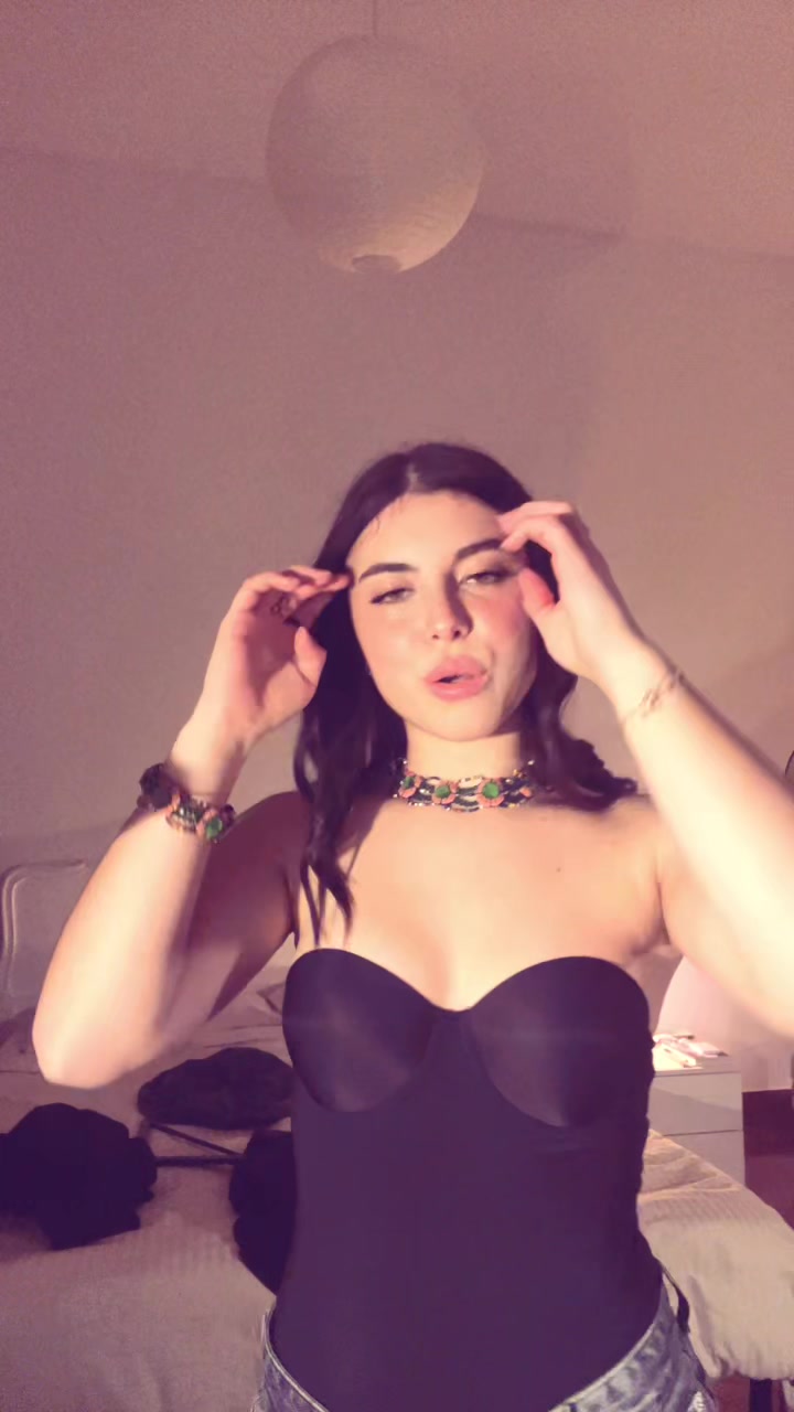 @llaviniacoletti