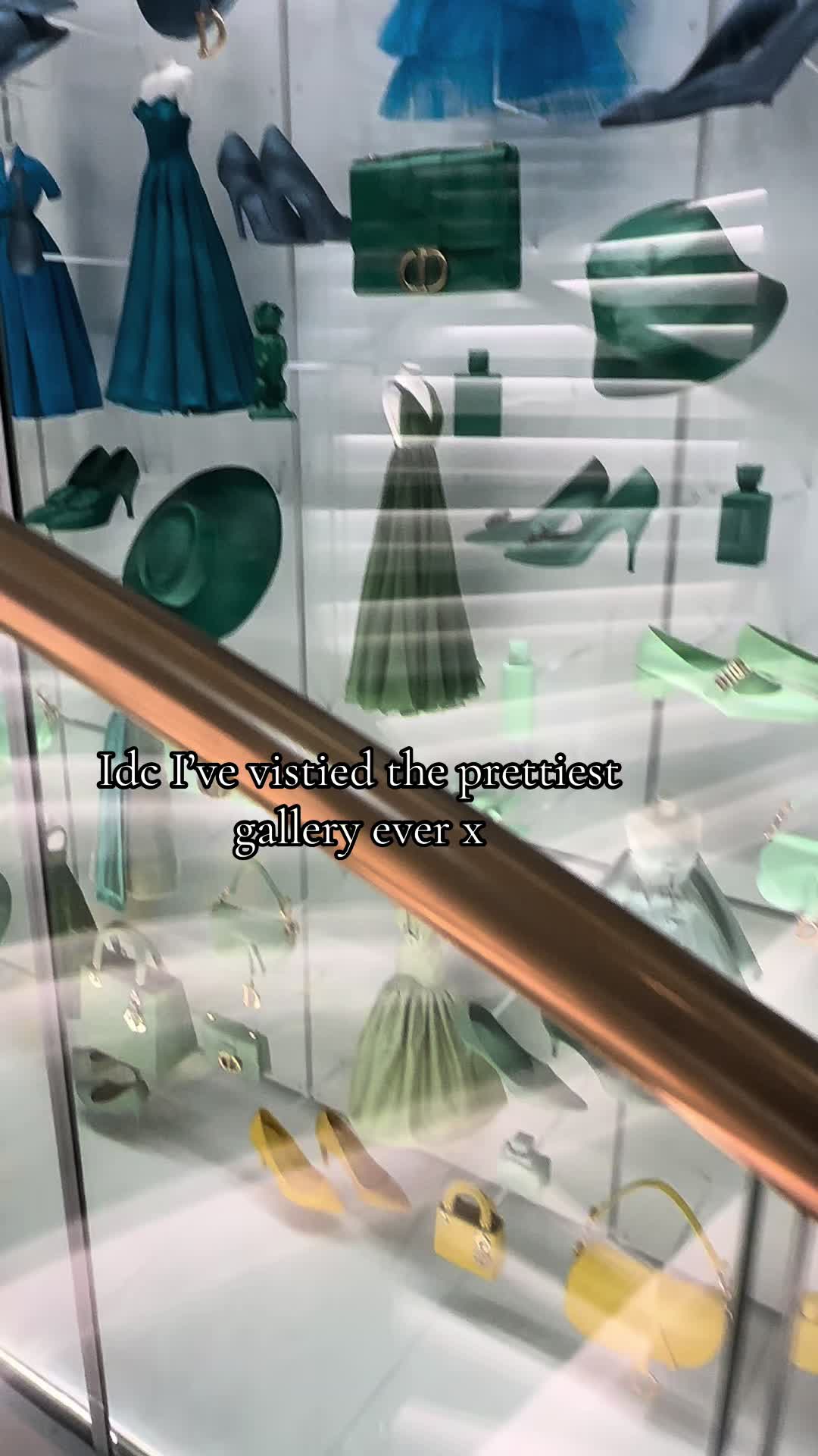 @Fiona 🪽