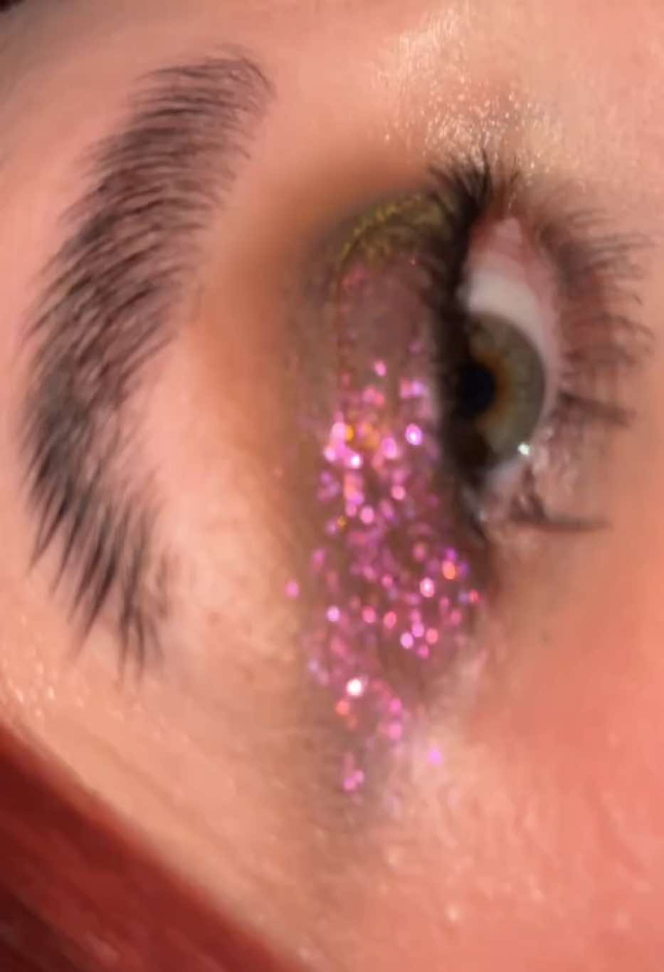 @Rainbow Meg 🌈 Sparkly Makeup✨