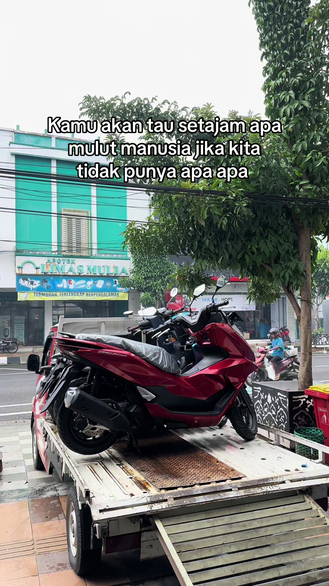 @UmiieJayaMotorKudus