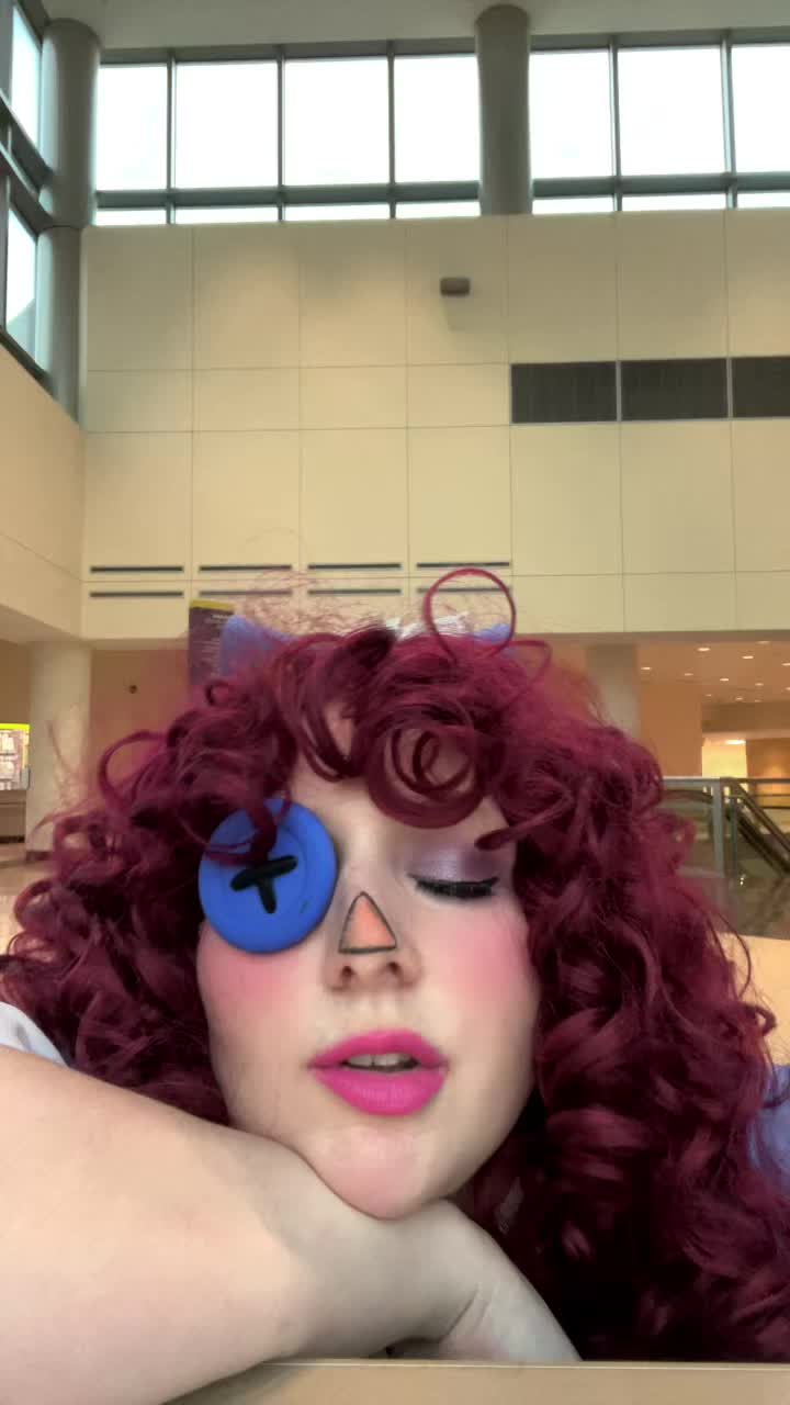 @Sweetpeacosplays