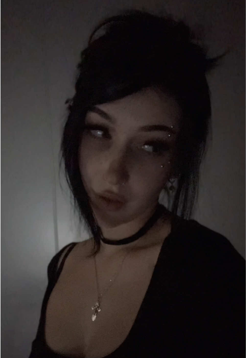 @анютка