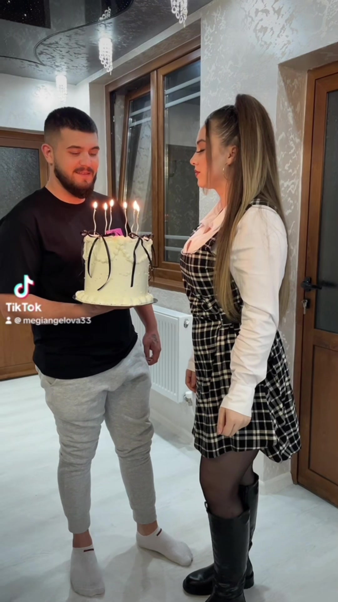 @Megiangelova