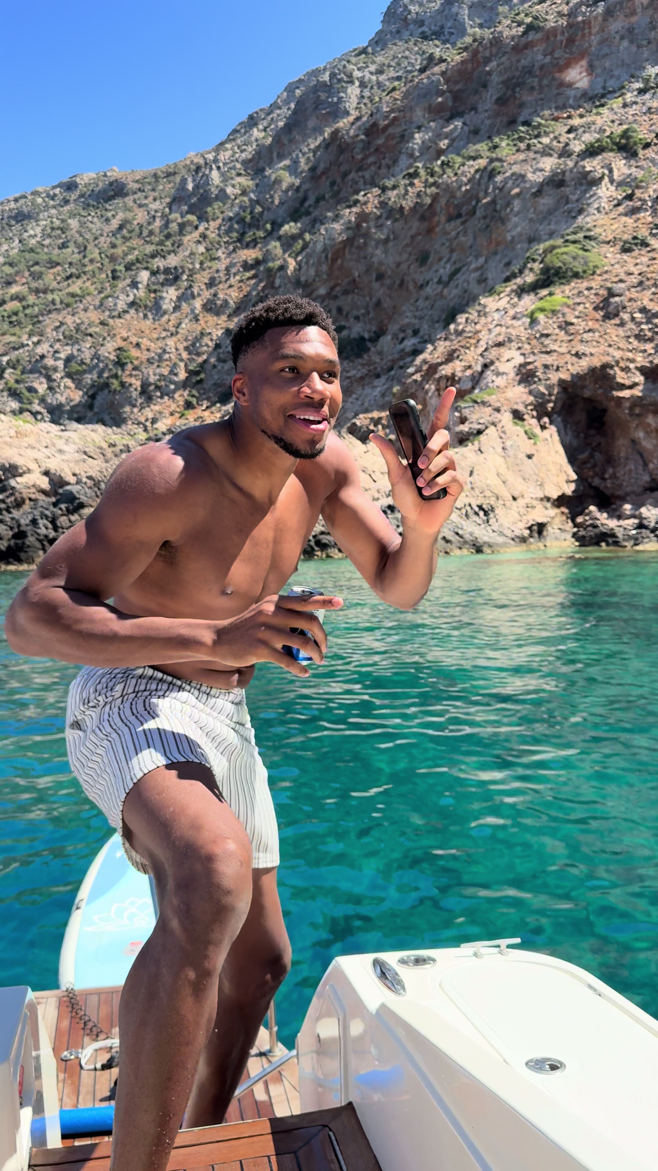 @Giannis Antetokounmpo