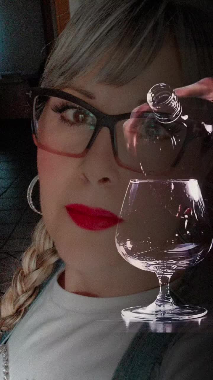 @Blonde Queen