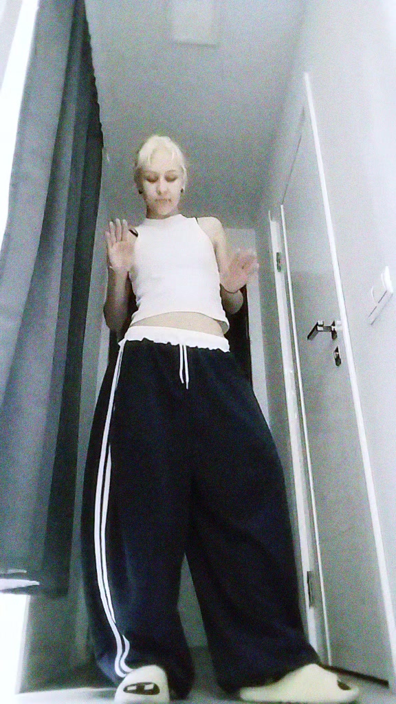 @лизя