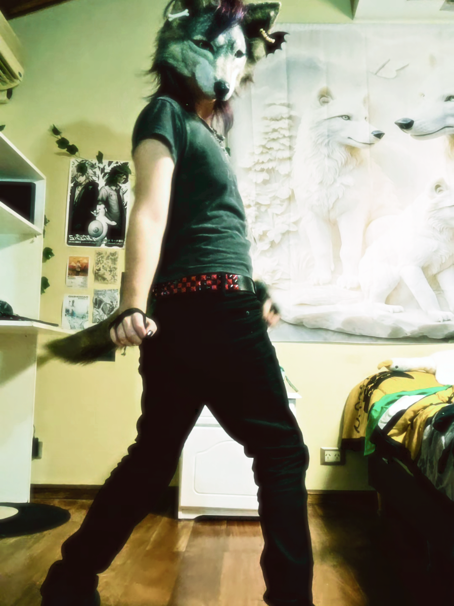 @Lexiii >.<