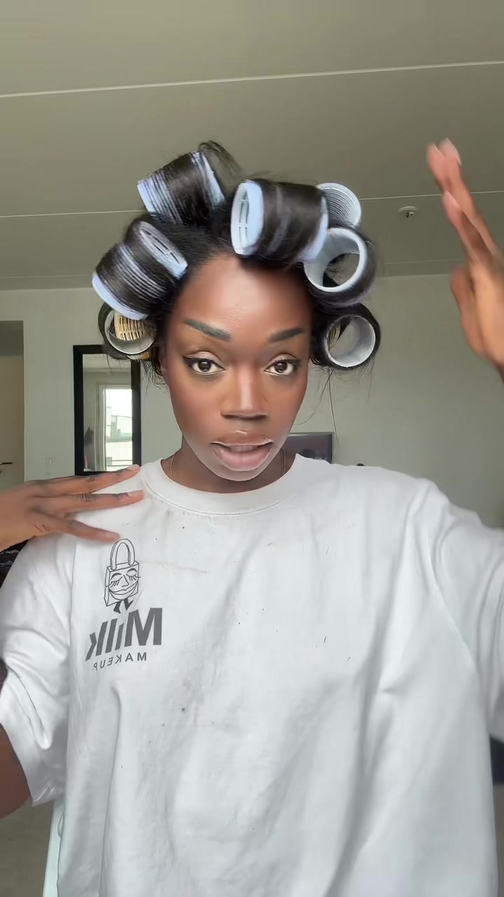 @Riri K