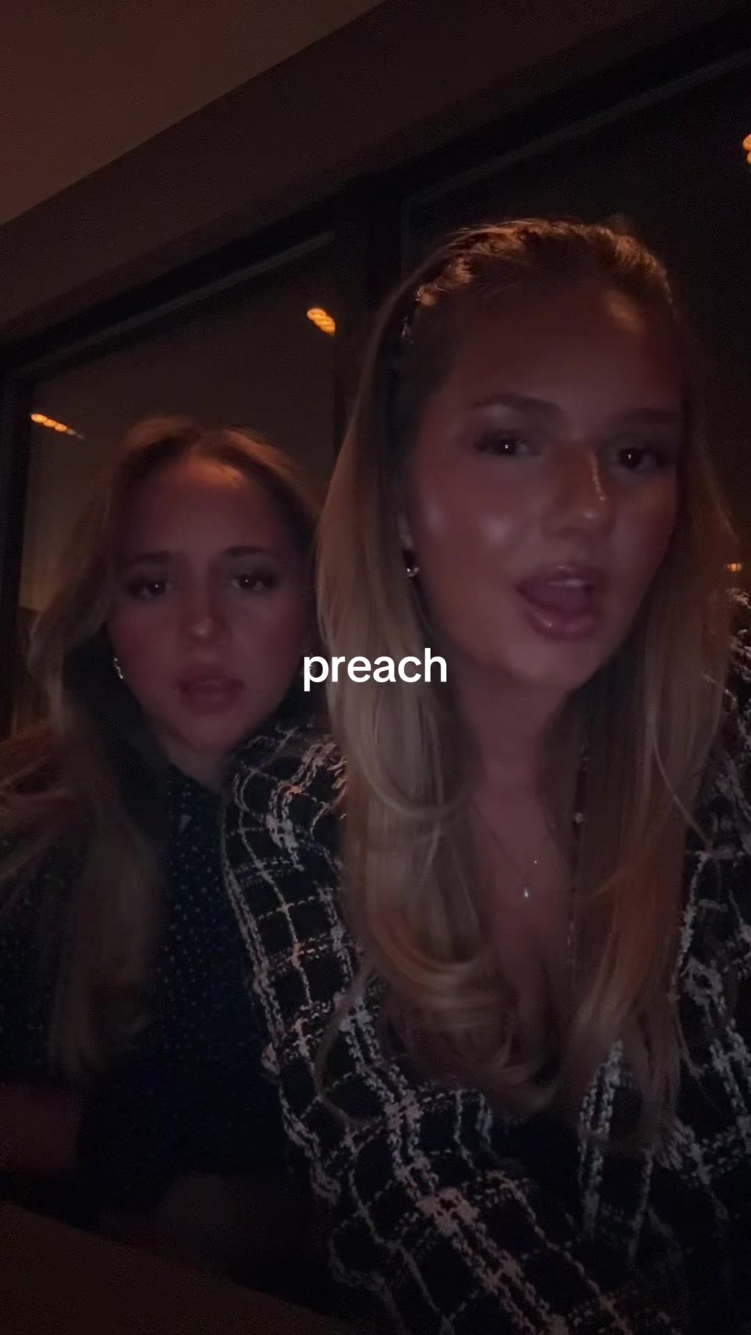 @OLIVIA FURUHOLMEN
