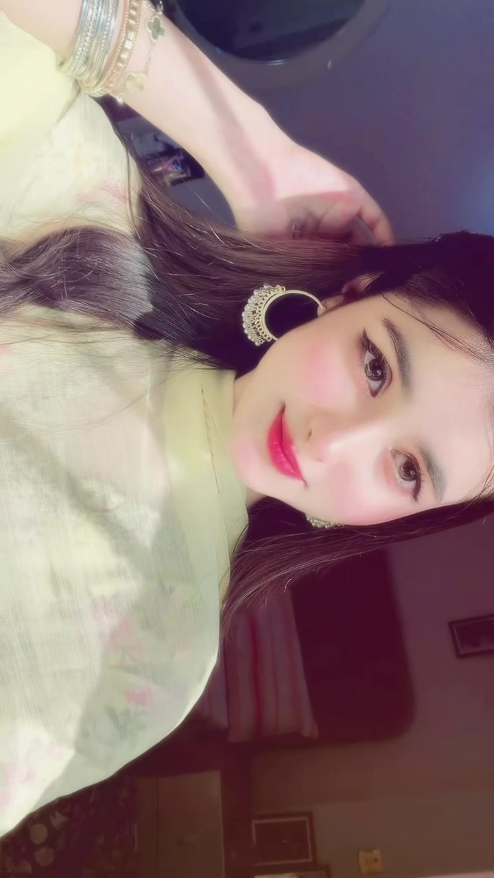 @Sanam munir ๐ท๐ซง