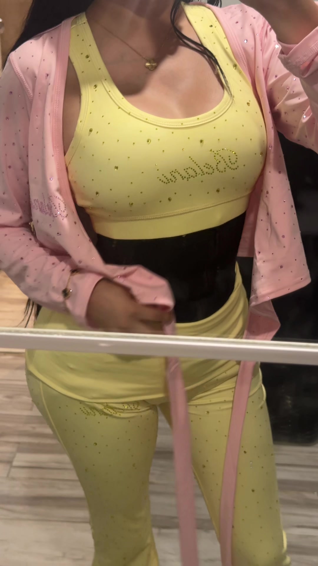 @Isabella
