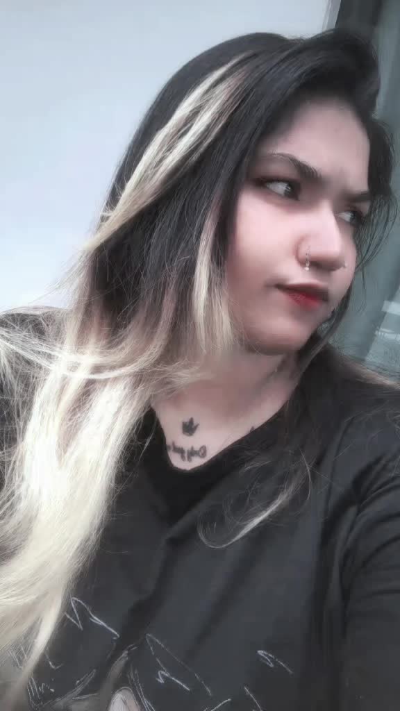 @🔒Stone🫀queen 🖤