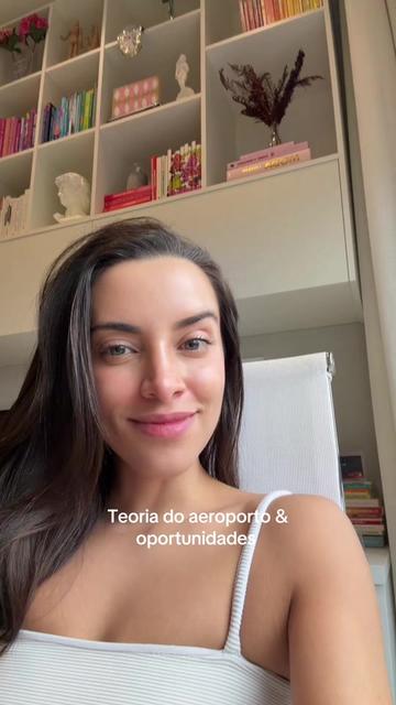 @Dra Julia Vasconcellos