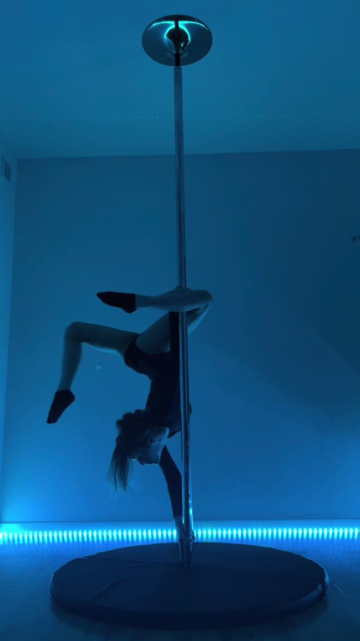 @poledance_xviqen