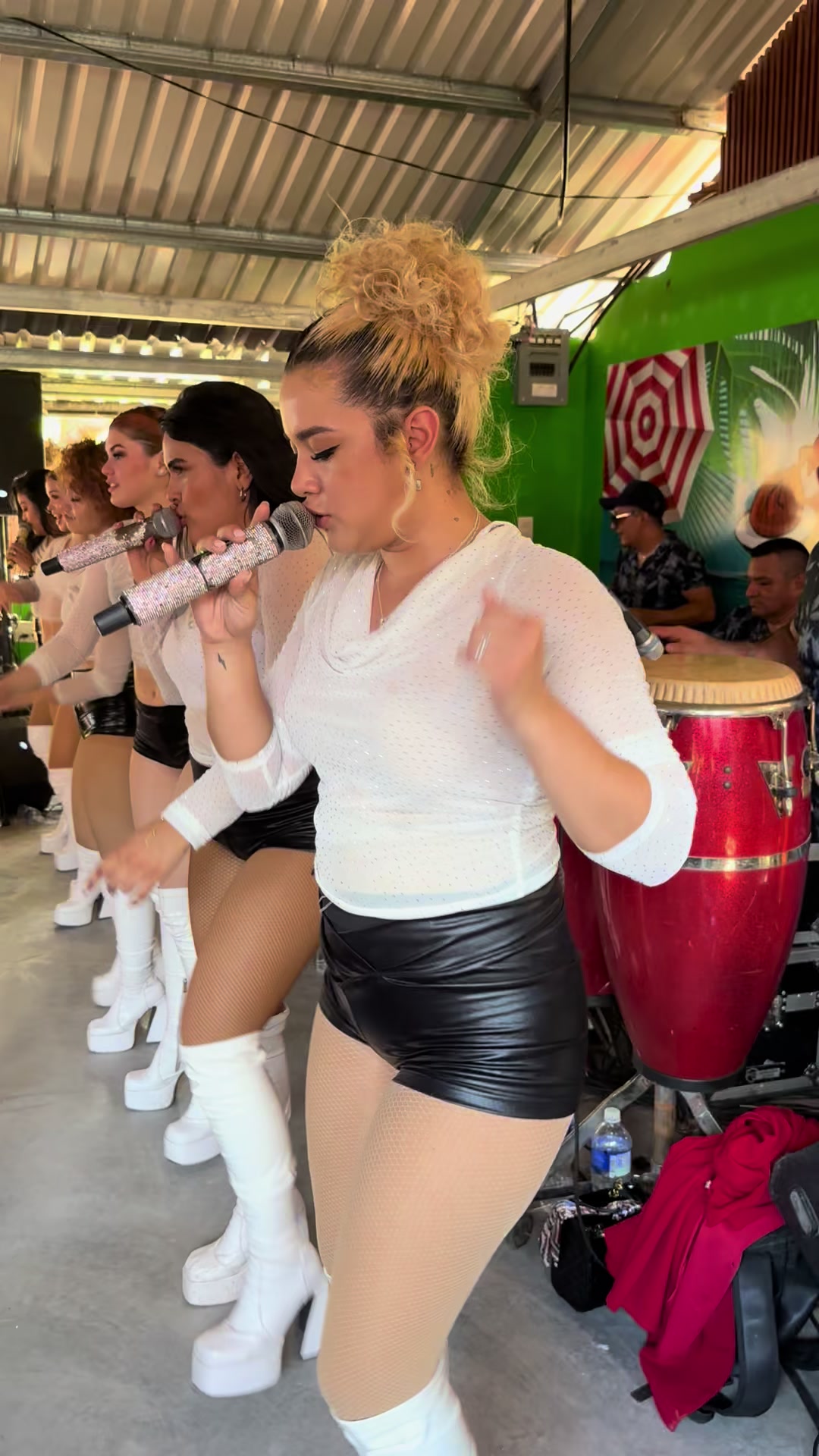 @Chicas Rolands Oficial