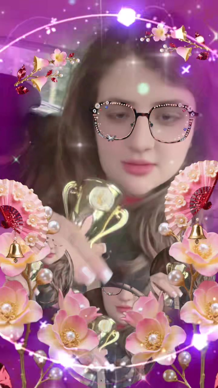 @Bezerzis Christina