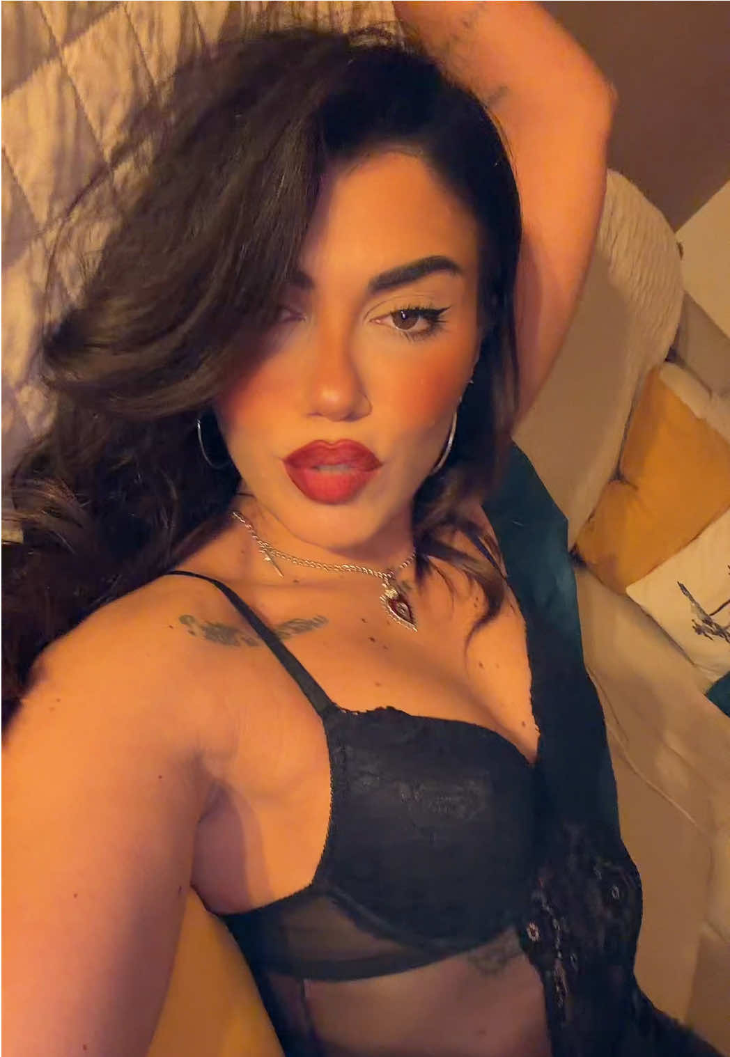 @Rossweit