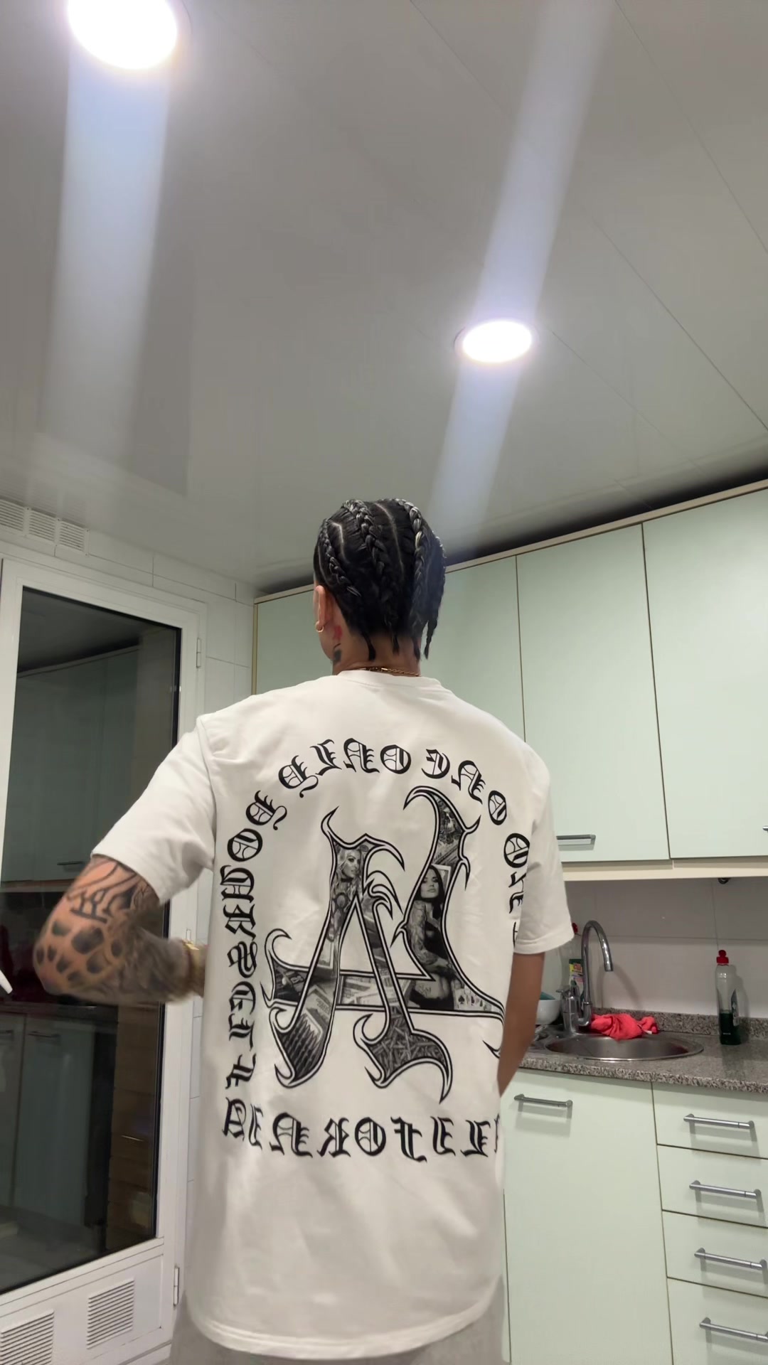 @🥀