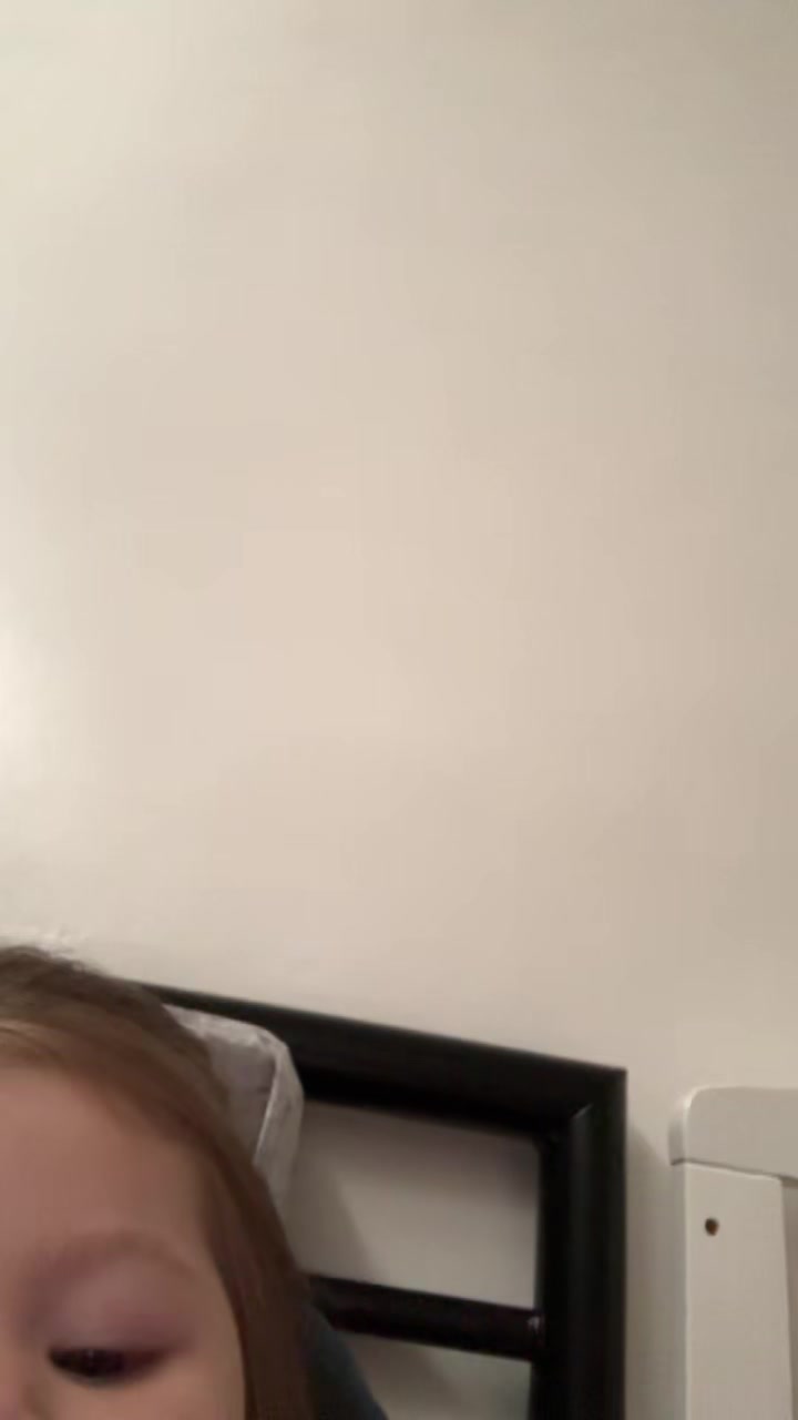 @EllaElena