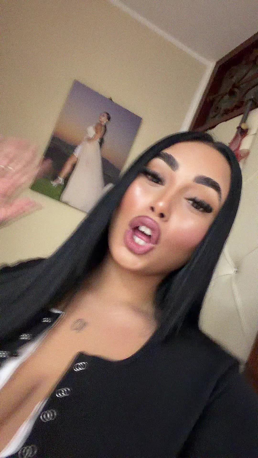 @mena_palmieri_mua💋