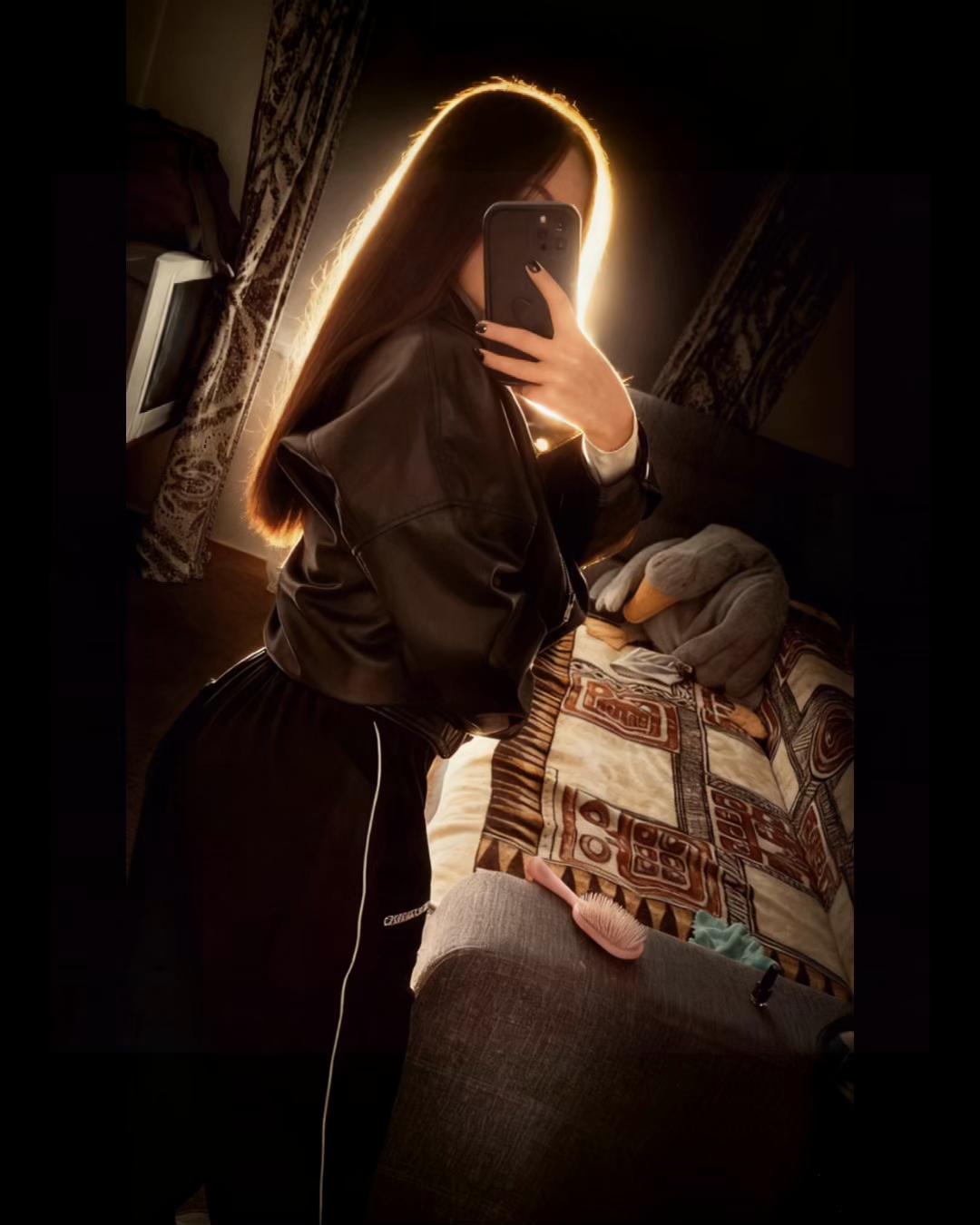 @𝖉𝖊𝖒𝖔𝖓𝖊𝖘𝖘