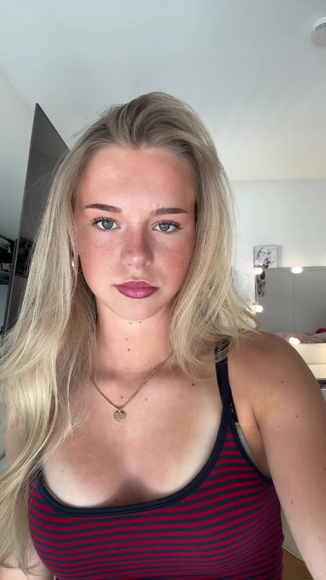 @julie