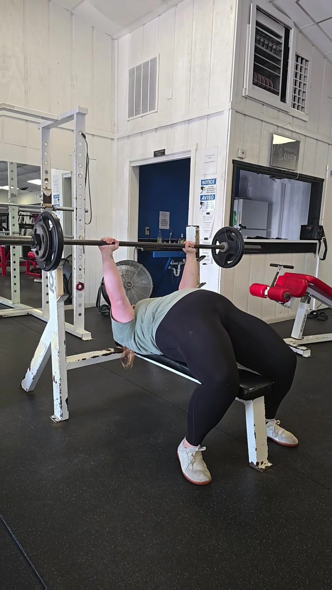 @Gena Robertson 💪