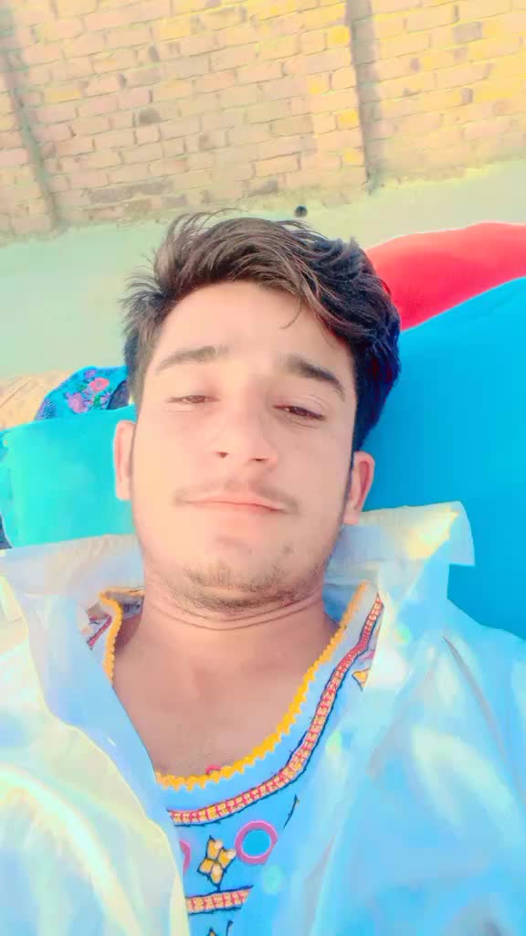 @Hafeez 💝😘🎉 Khan 😘