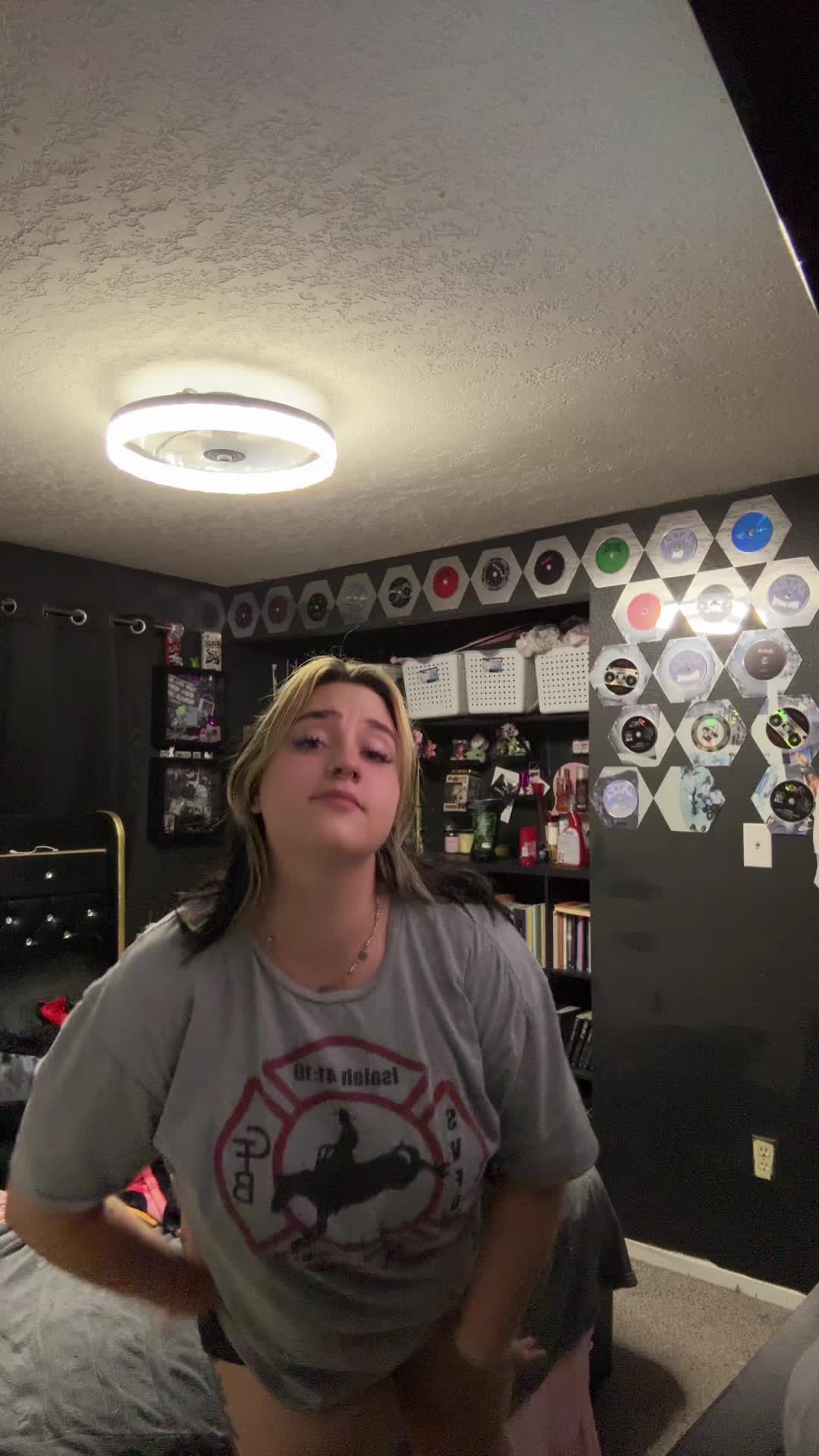 @thatpixelgothgirl