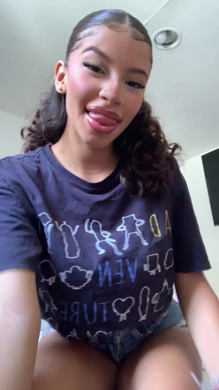 @🕷️
