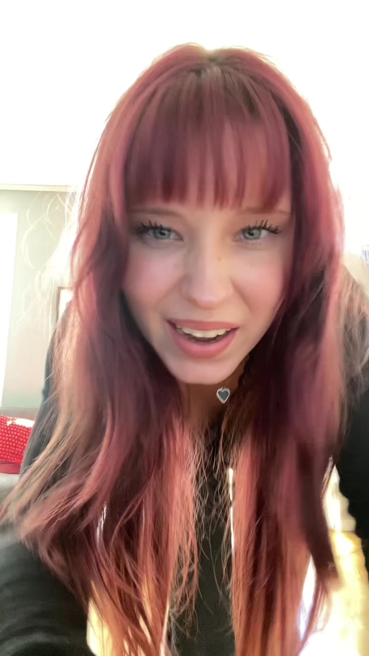 @𑣲𝄞