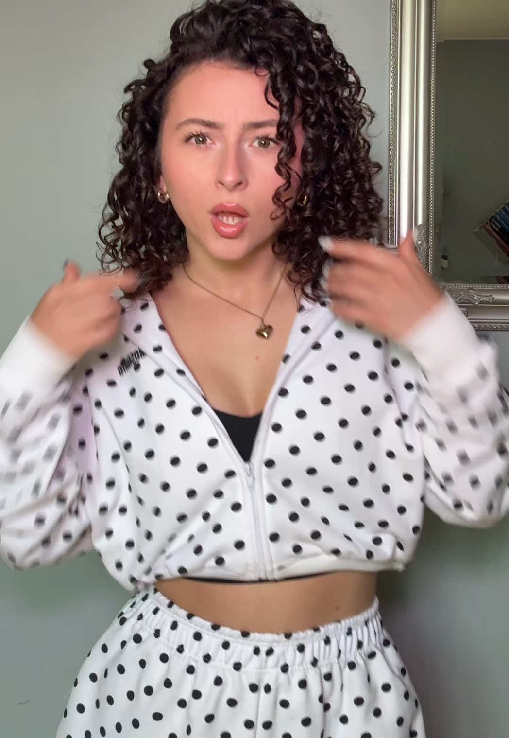@Alxyni