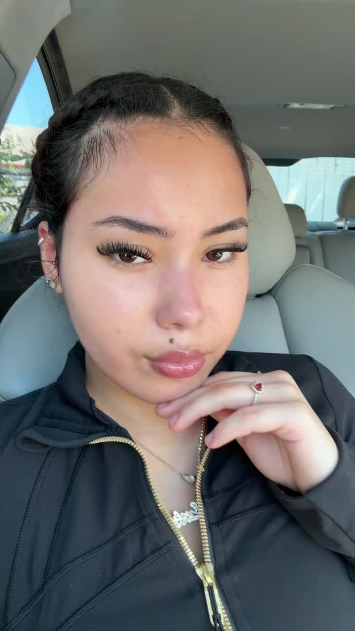 @sixsevelyn