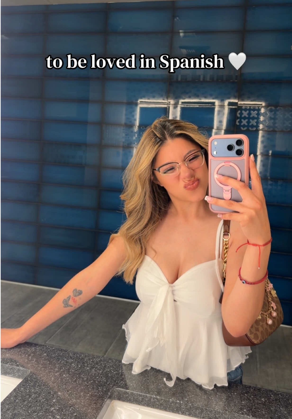 @Abigail🦋