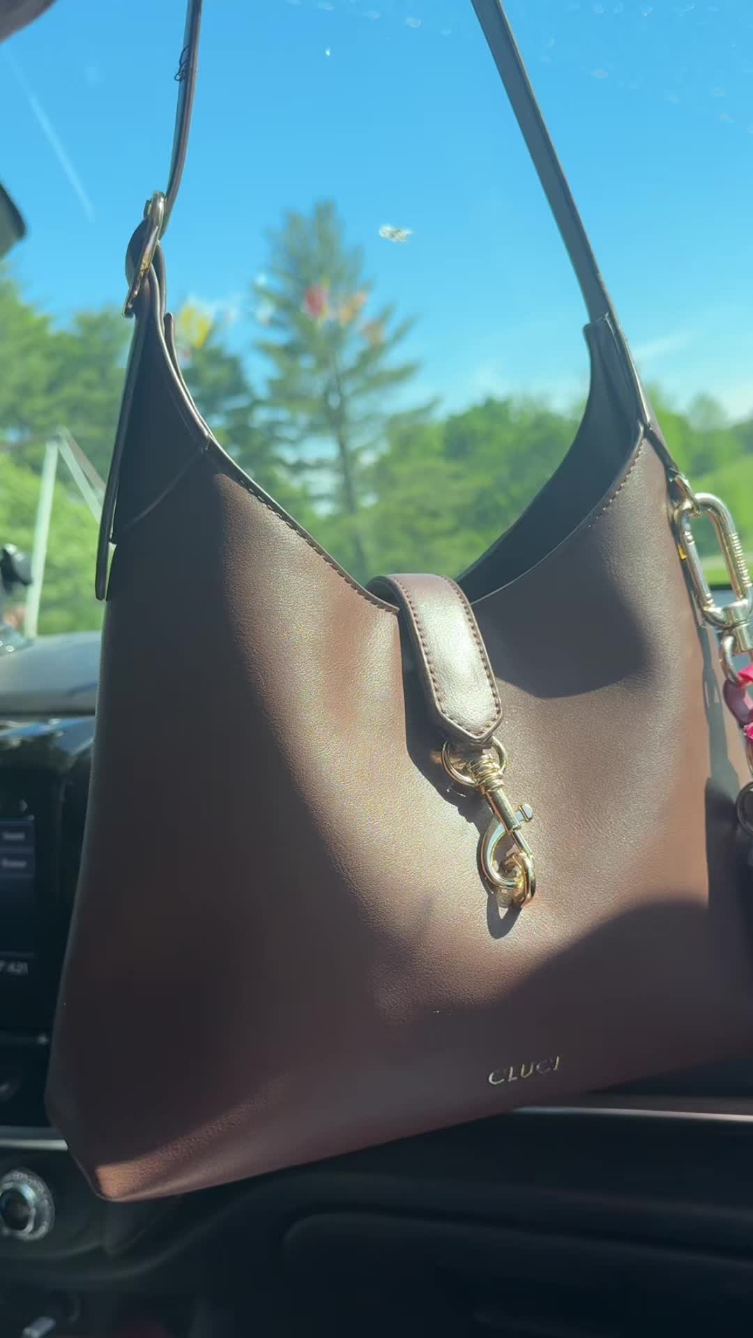 @ᒪIᒪᒪIᗩᑎ ᗷOᑎIᒪᒪᗩ.🦒