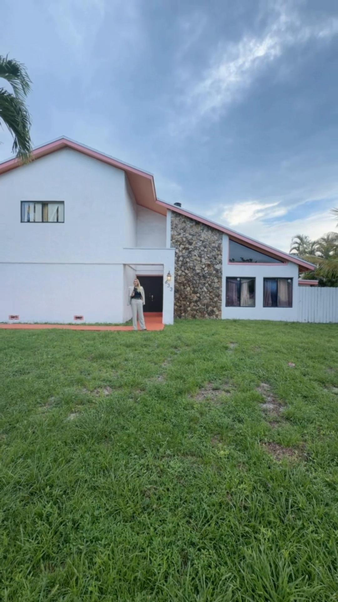 @MAYELIN MATTIG REALTOR®