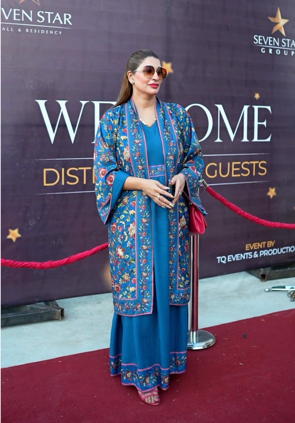@Raheelakhanofficial