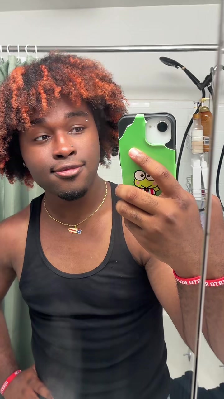 @Aquanelly