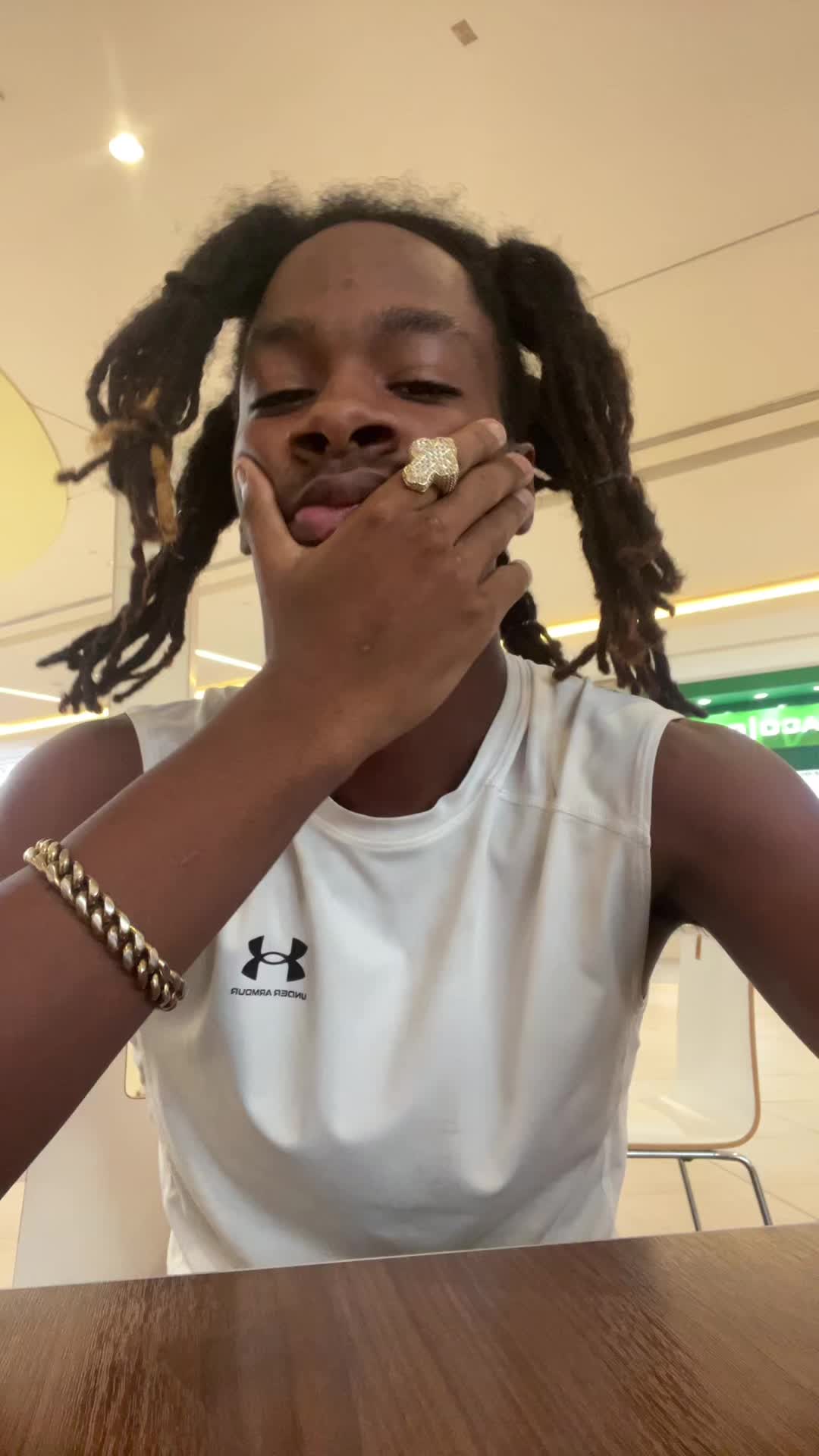 @𝐌𝐫.𝐎𝐫𝐥𝐚𝐧𝐝𝐨🍊