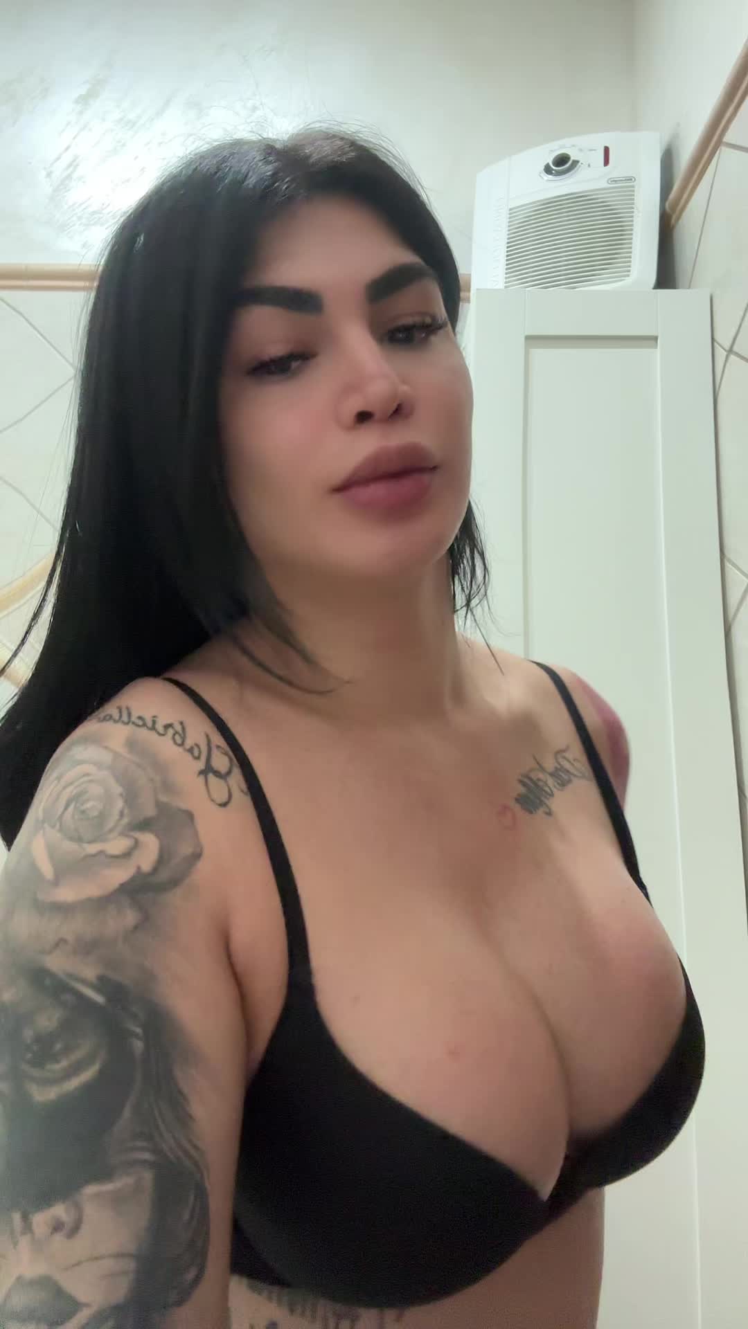 @VITTORIA CELENTANO 💎