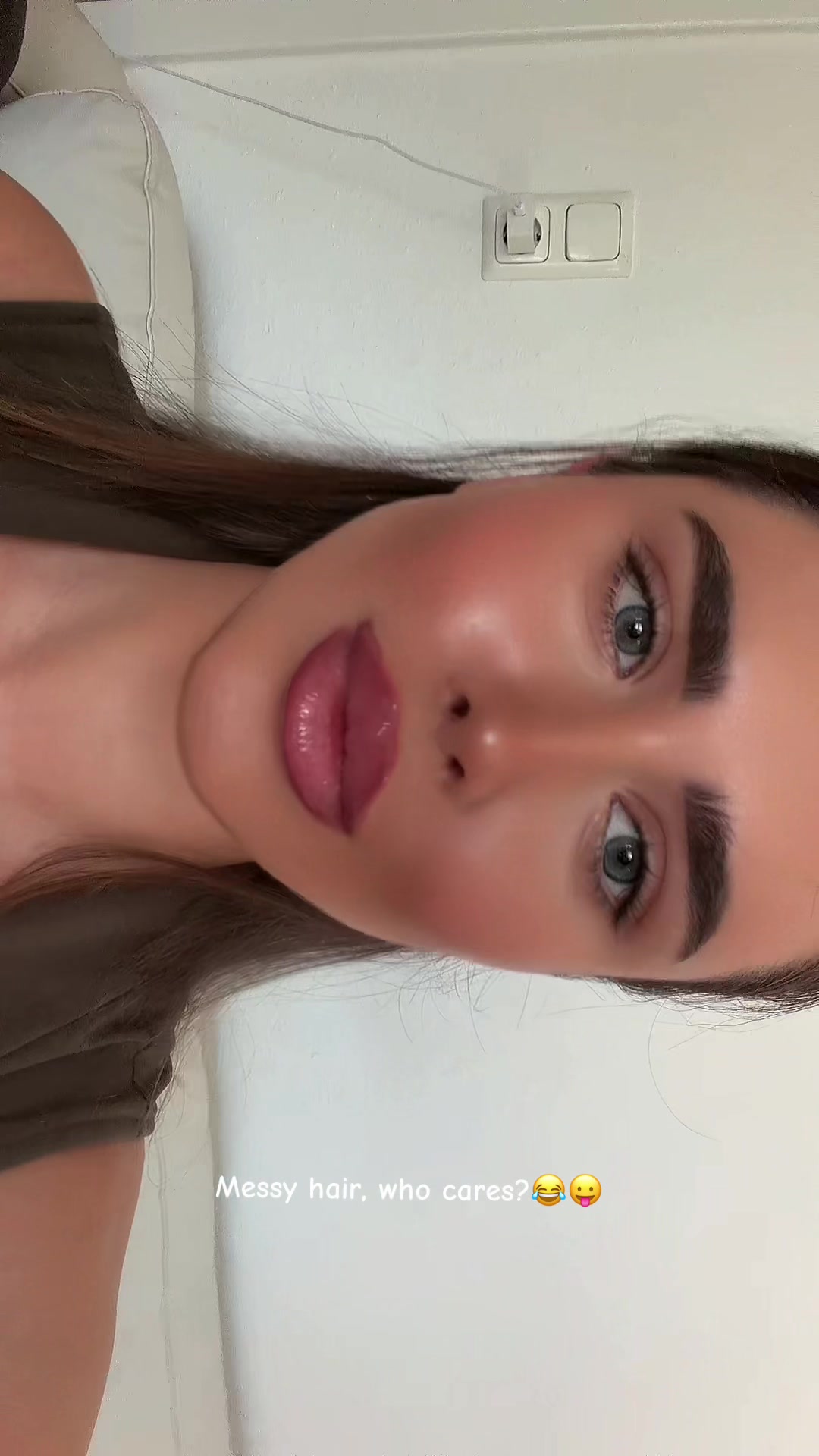 @Valerija