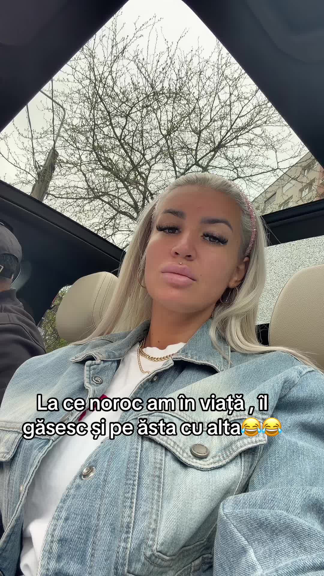 @Alii VonDeea