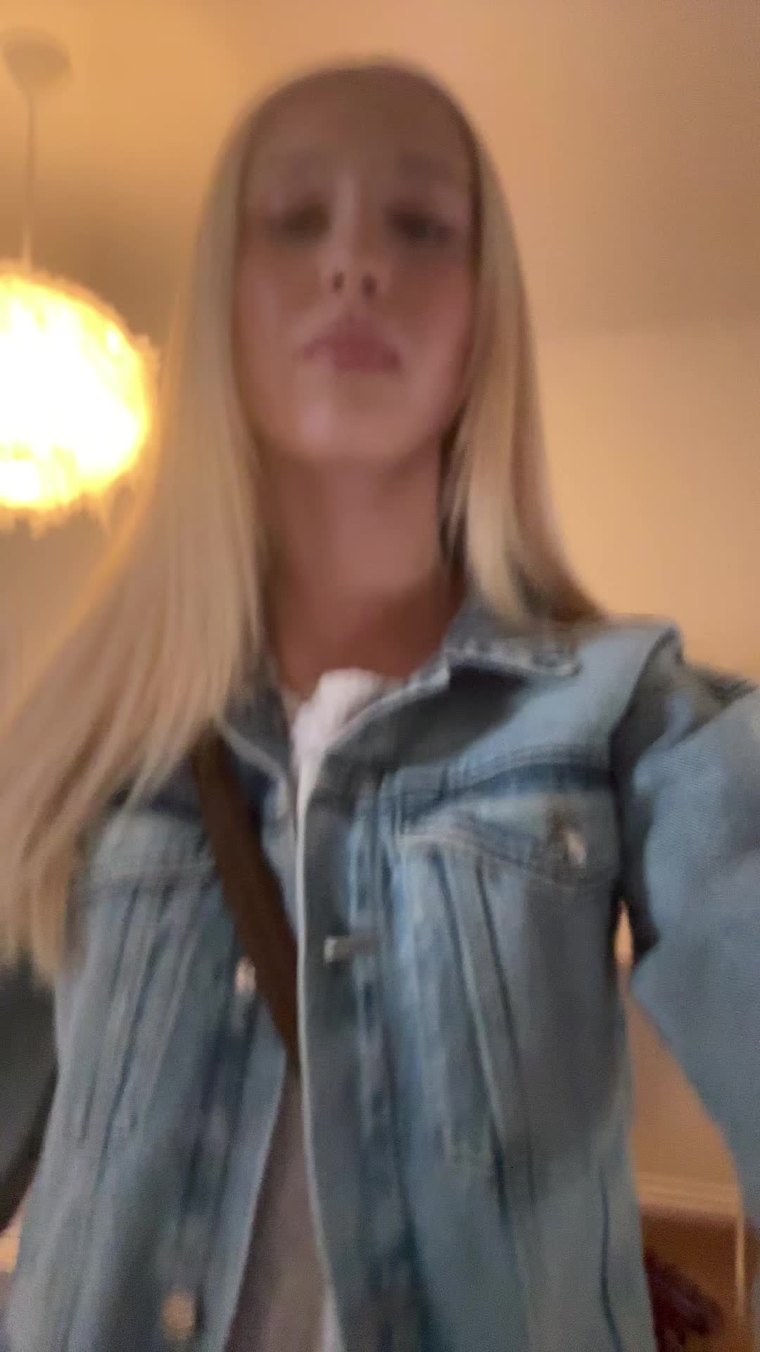 @dinrebecca1