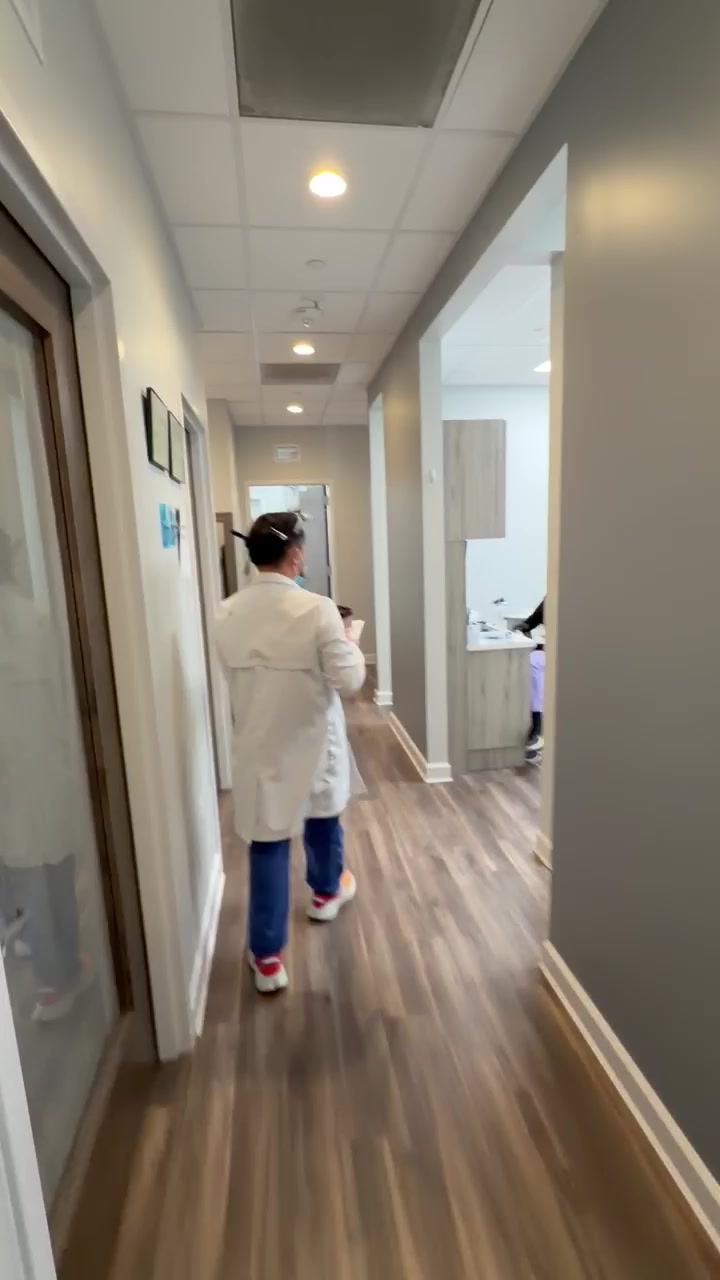 @Dental 32 Fresh Smiles