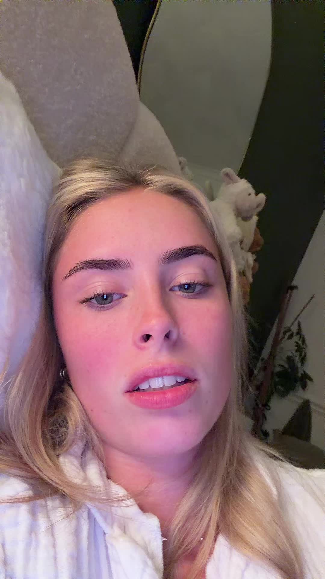 @huhnellywho