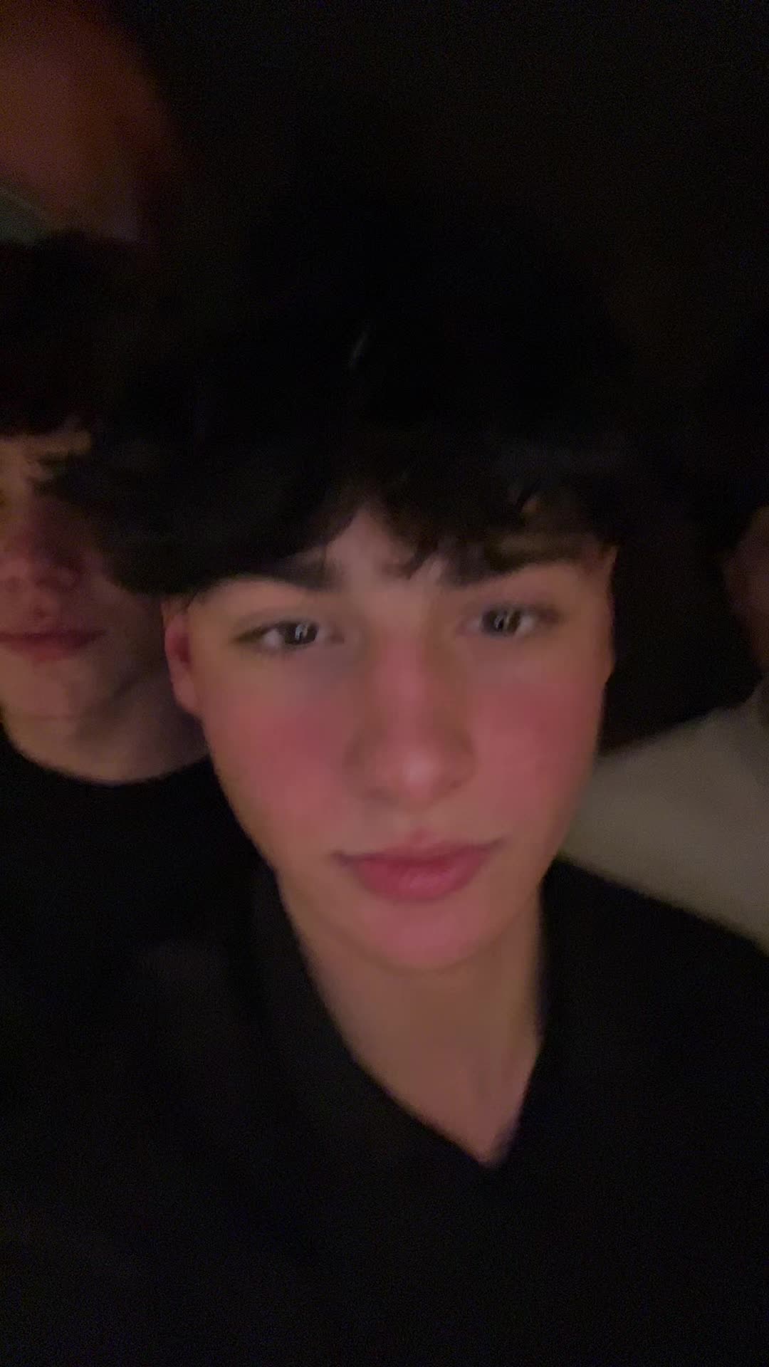 @L&Eacute;O